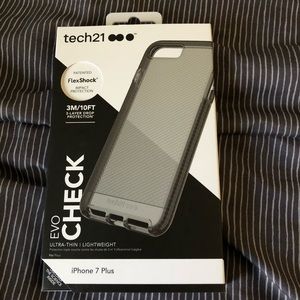 iPhone 7 Plus Tech 21 case